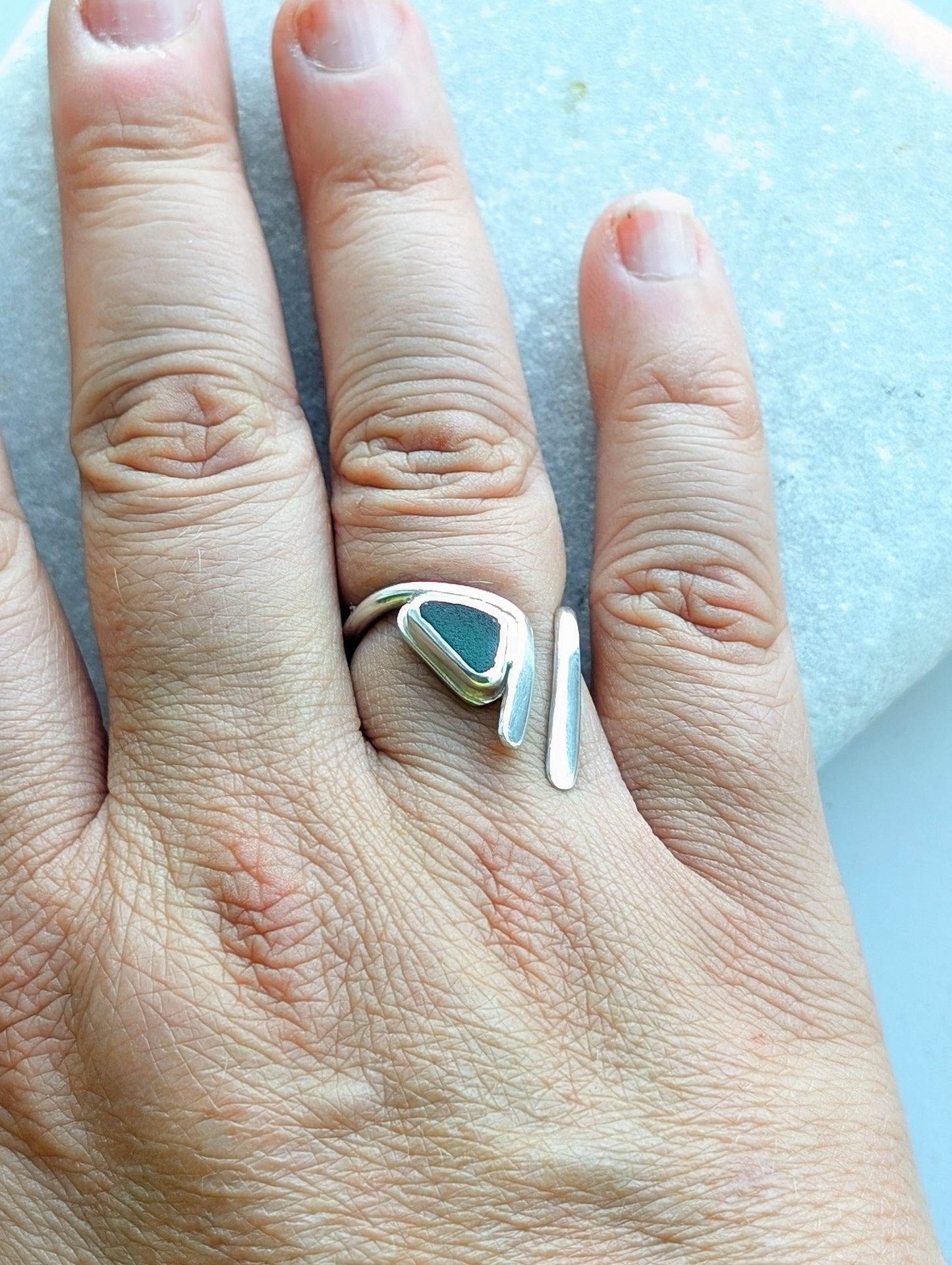 Wardie Bay Sterling Silver Green Adjustable Ring