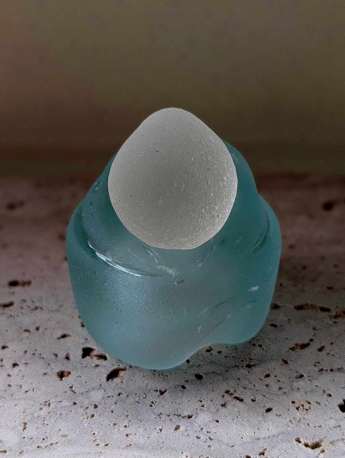 "Pointy Marble" mounted on a Bottle Neck
