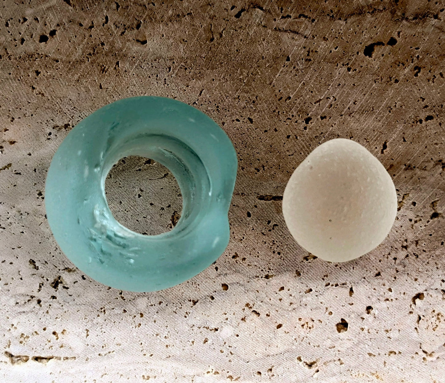 "Pointy Marble" mounted on a Bottle Neck